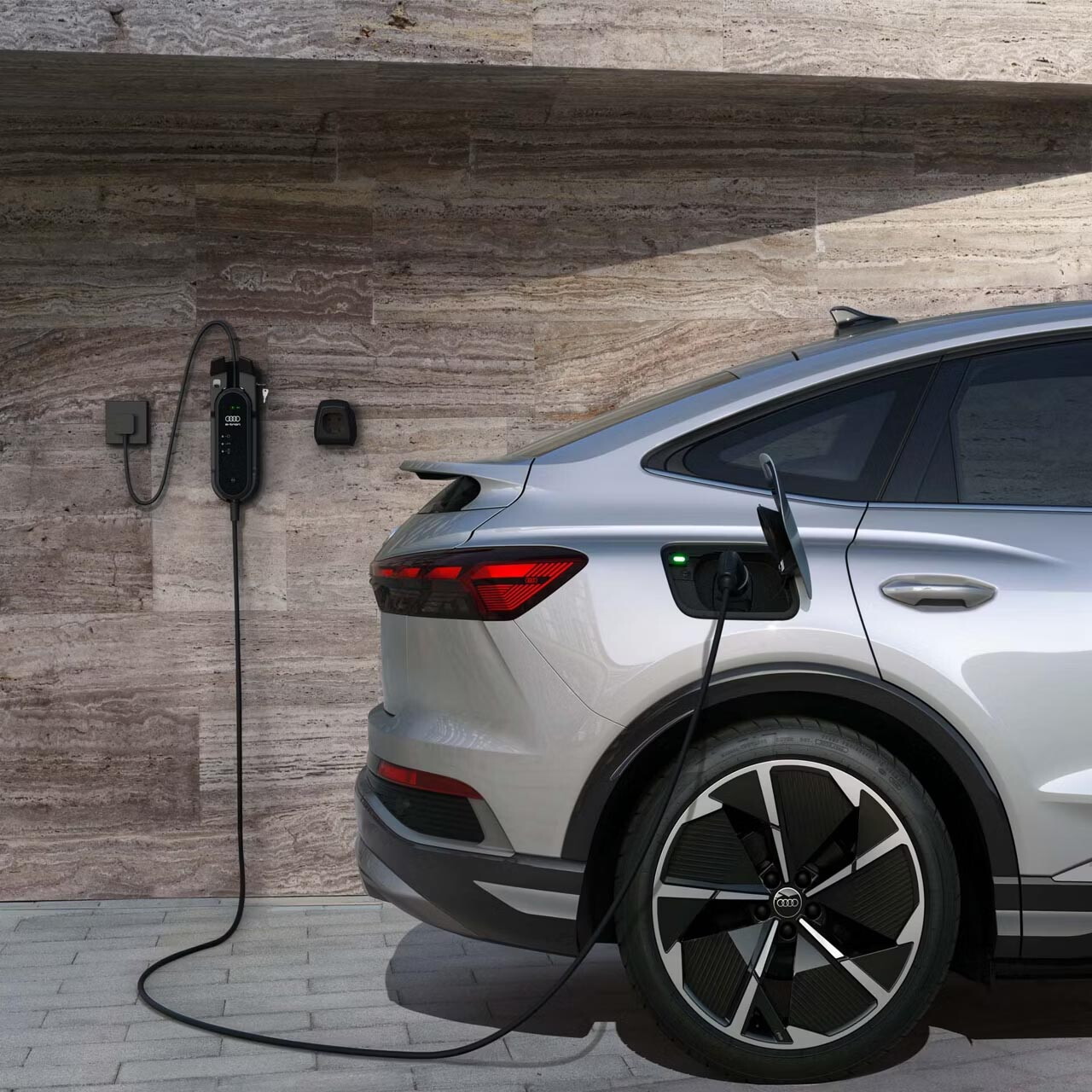 Audi Q4 Sportback e-tron elektrisch laden