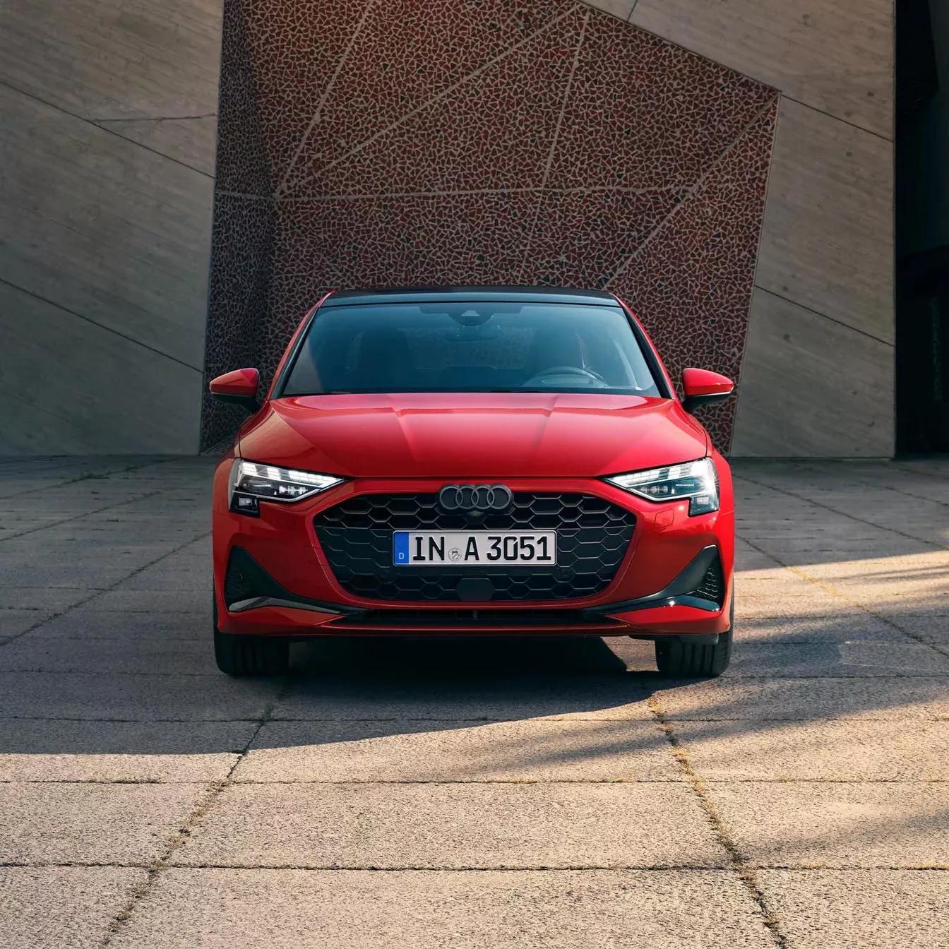 audi a3 exterieur rood voorkant koplampen