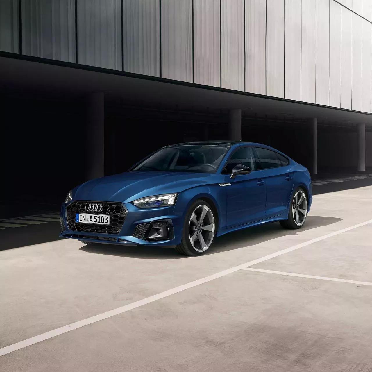 Audi a5 sportback donker blauw exterieur
