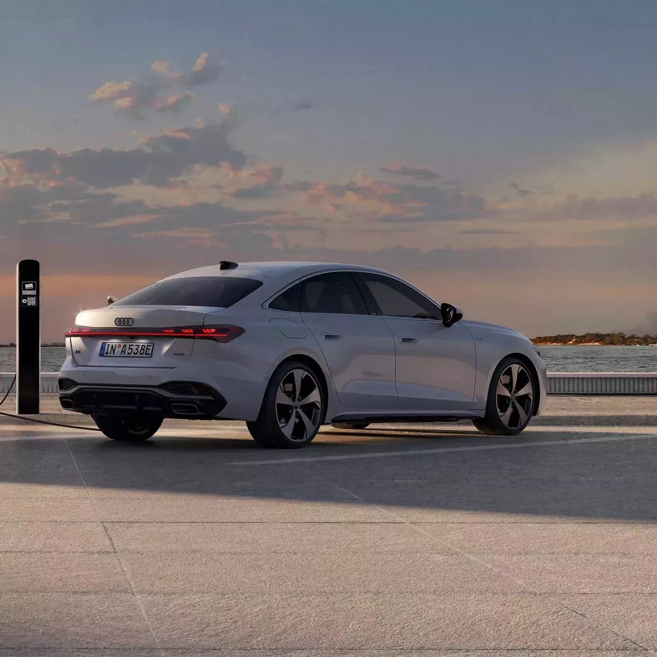 audi A5 Berline achterkant wit