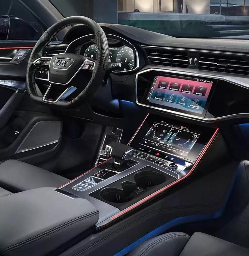 audi Q3 interieur met zwarte bekleding