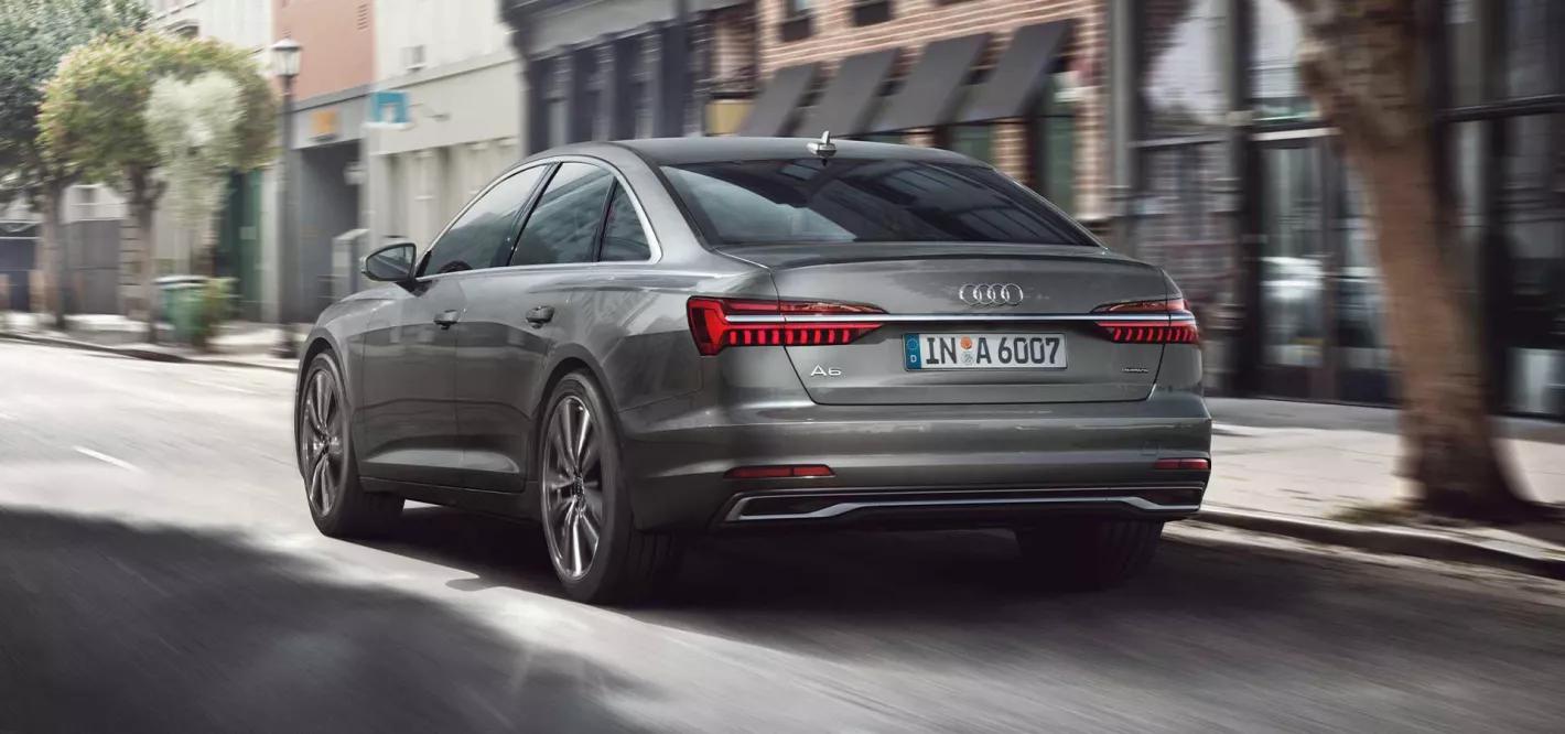 audi a6 Berline exterieur grijs achterkant