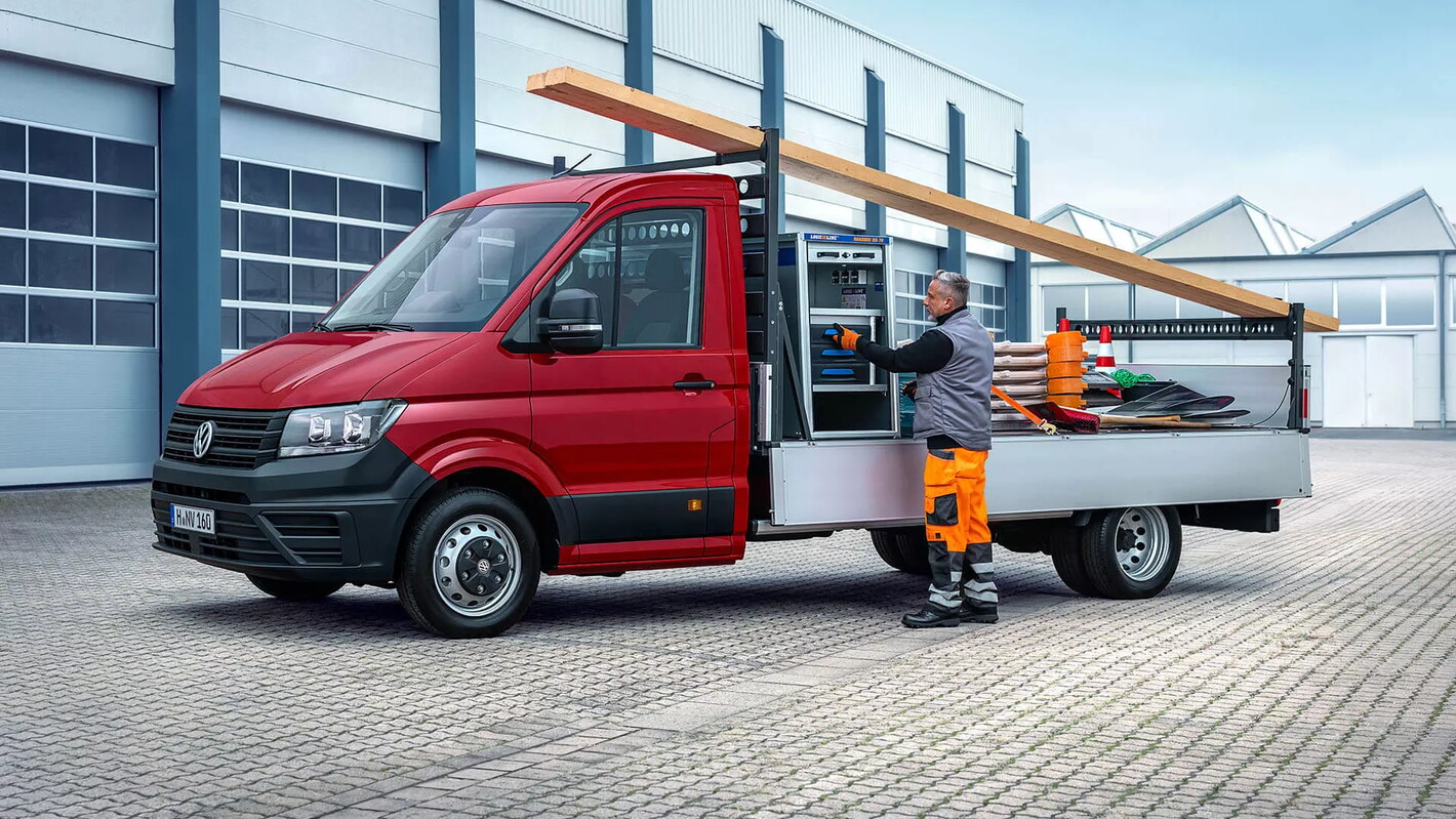 Volkswagen Crafter Pick-up met gevulde achterbak