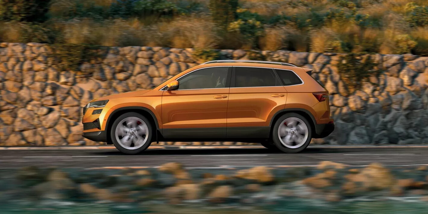 Skoda Karoq SUV oranje exterieur