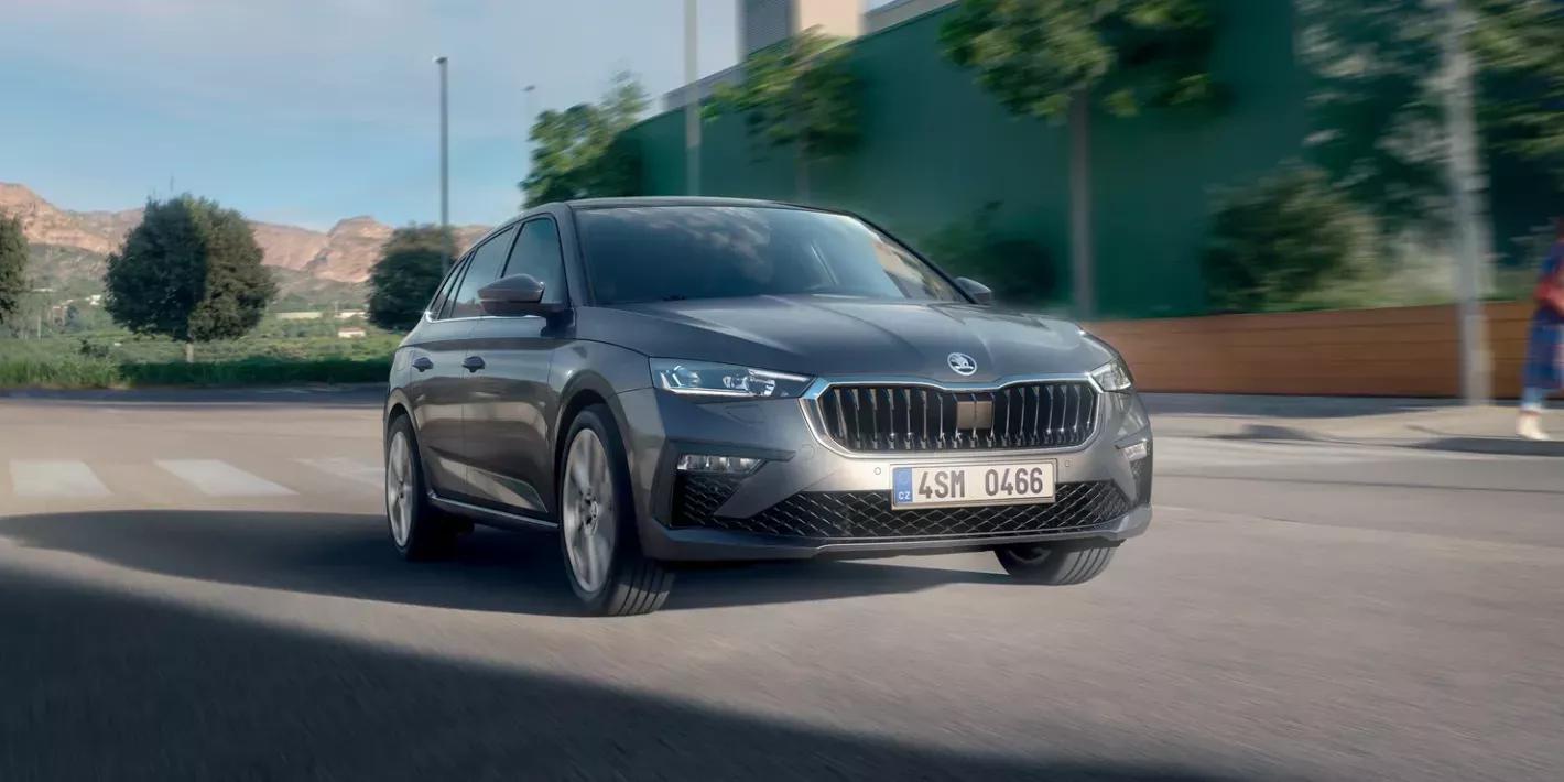 skoda scala grijs exterieur voorkant