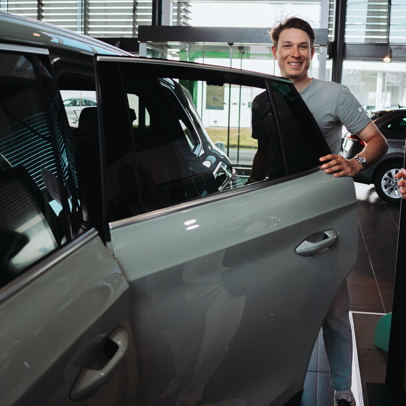 Jasper Philipsen met nieuwe Škoda Elroq