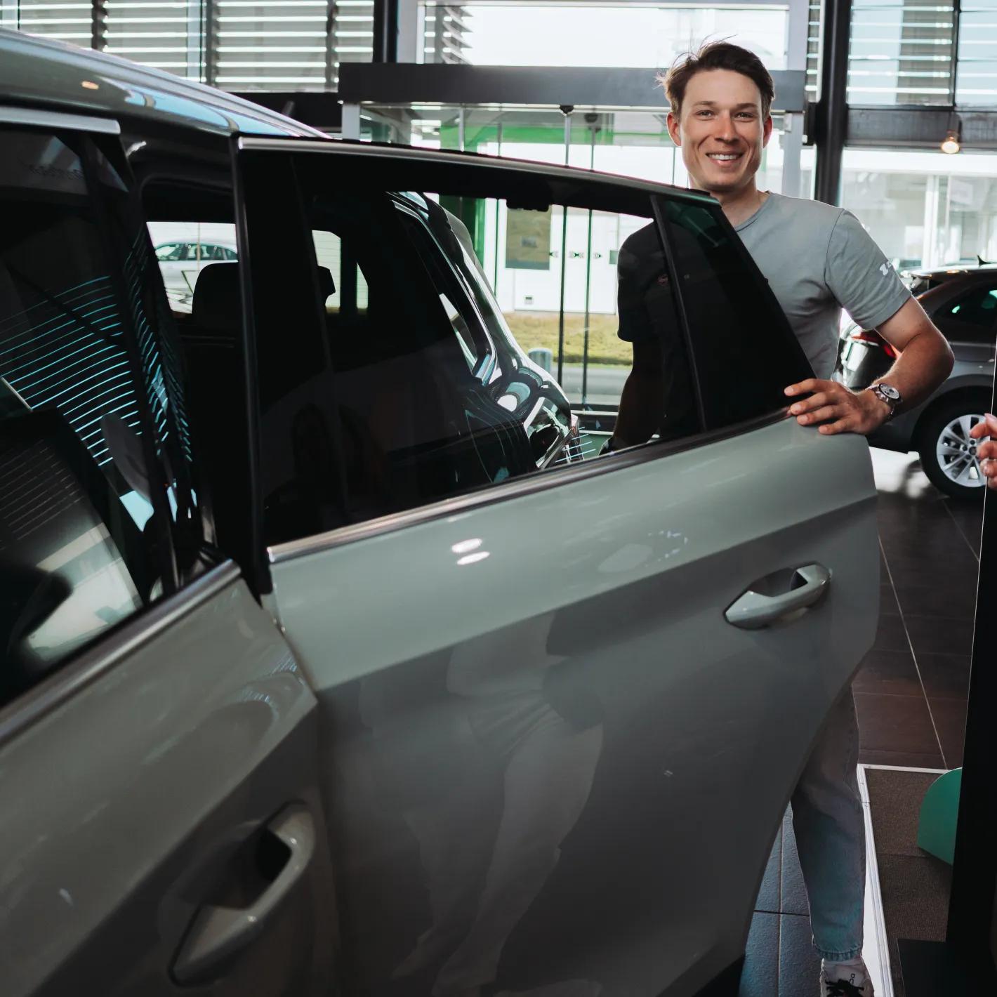Jasper Philipsen met nieuwe Škoda Elroq