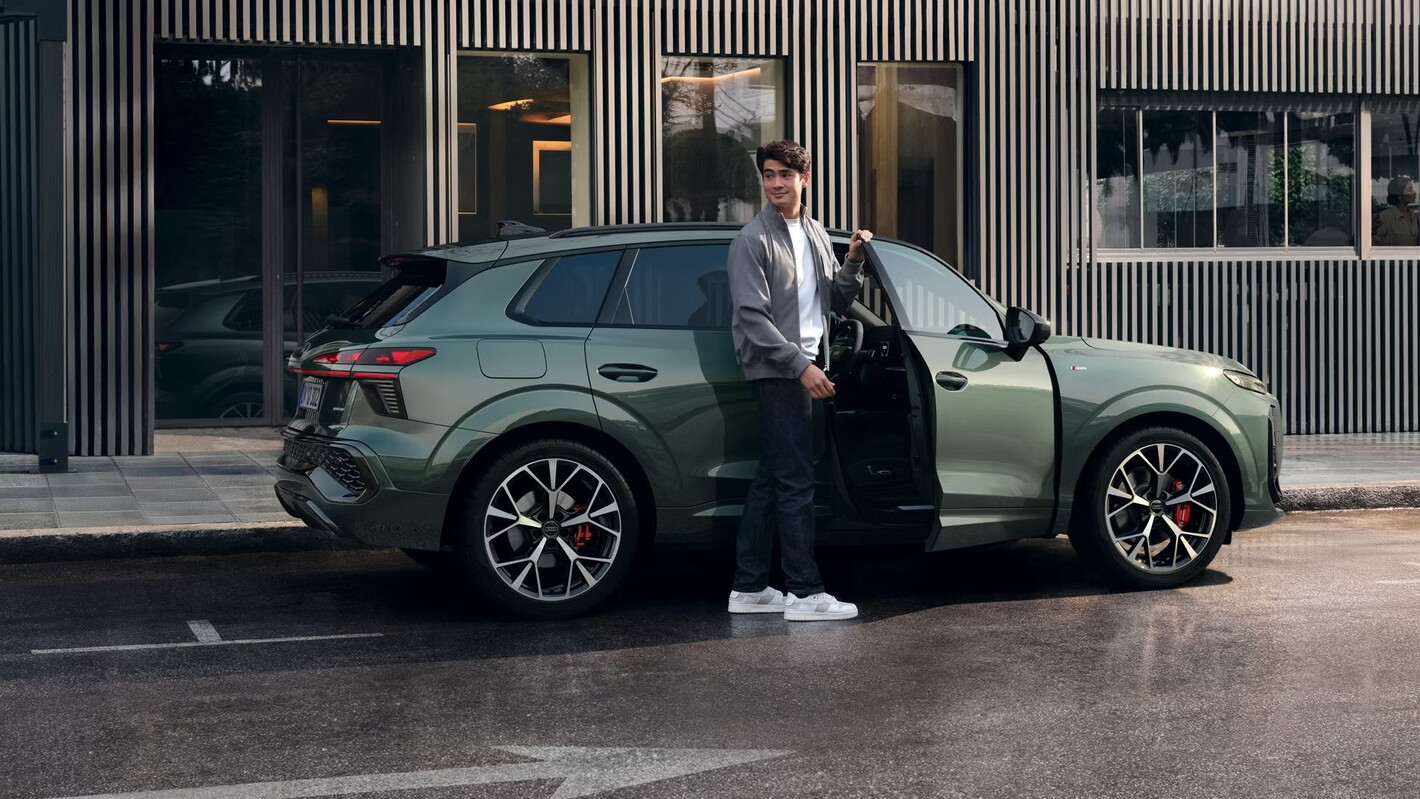 de nieuwe audi q3 in het groen - verellen geel